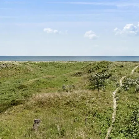 Ajten - 150m From The Sea By Interhome Feriehus *