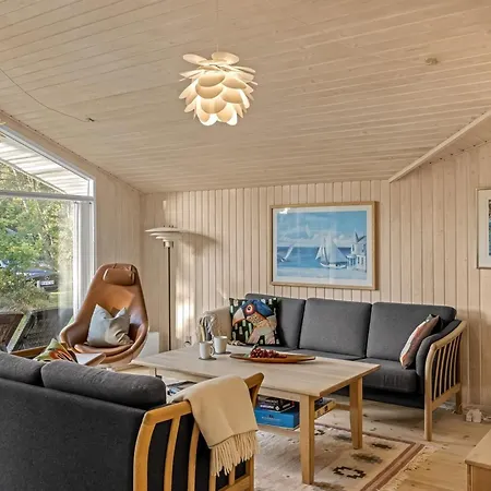 Vakantiehuis Ajten - 150m From The Sea By Interhome Sæby