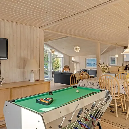 Ajten - 150m From The Sea By Interhome *