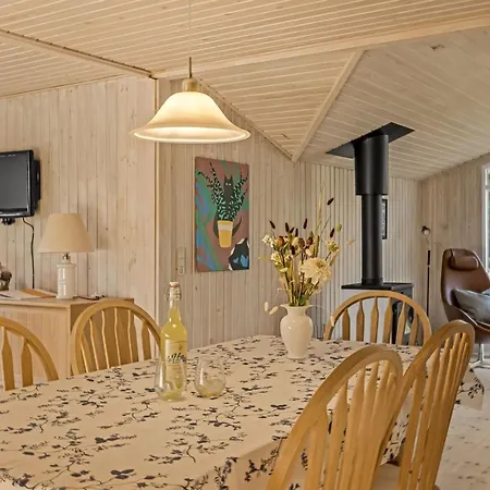 Ajten - 150m From The Sea By Interhome